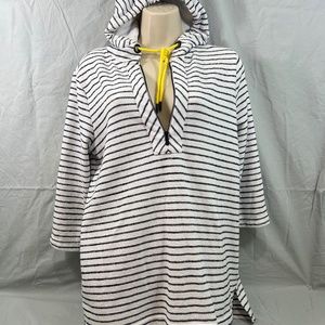 Ladies size medium hooded Tribal brand long sleeve lightweight pullover